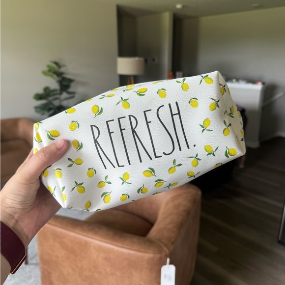 Rae Dunn White with Lemon Design Cosmetic Bag - Picture 1 of 4